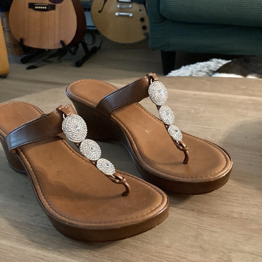 Toscanella wedge sandals